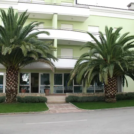 Skiper & Golf Apart Otel