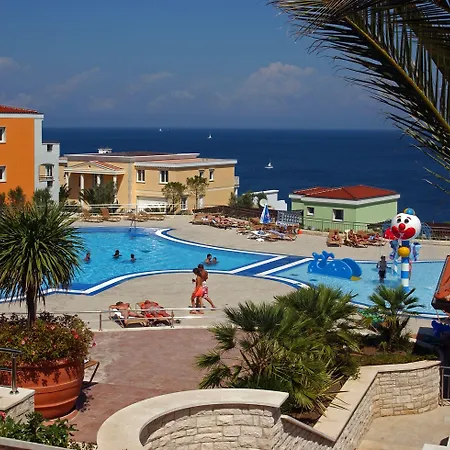 Skiper & Golf Aparthotel Savudrija