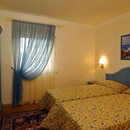 Skiper Apartments&golf