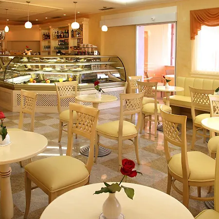 Skiper Apartments&golf Aparthotel