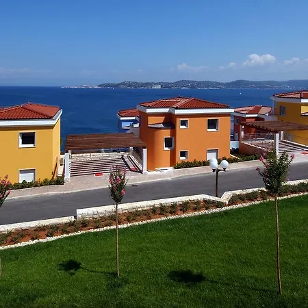 Skiper Apartments&golf 4* Savudrija