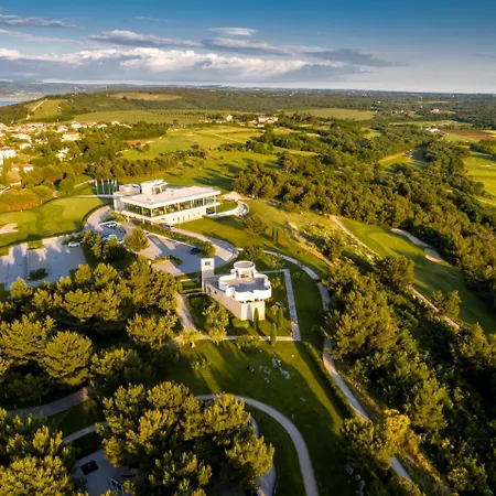 Aparthotel Skiper & Golf Savudrija
